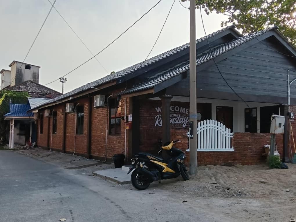 Roomstay By Abe Cottage Kampung Kuala Besut Εξωτερικό φωτογραφία